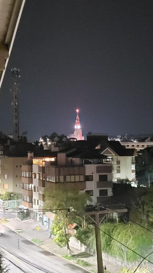 Excelente Apartamento Duplex No Centro De Canela Daire Dış mekan fotoğraf