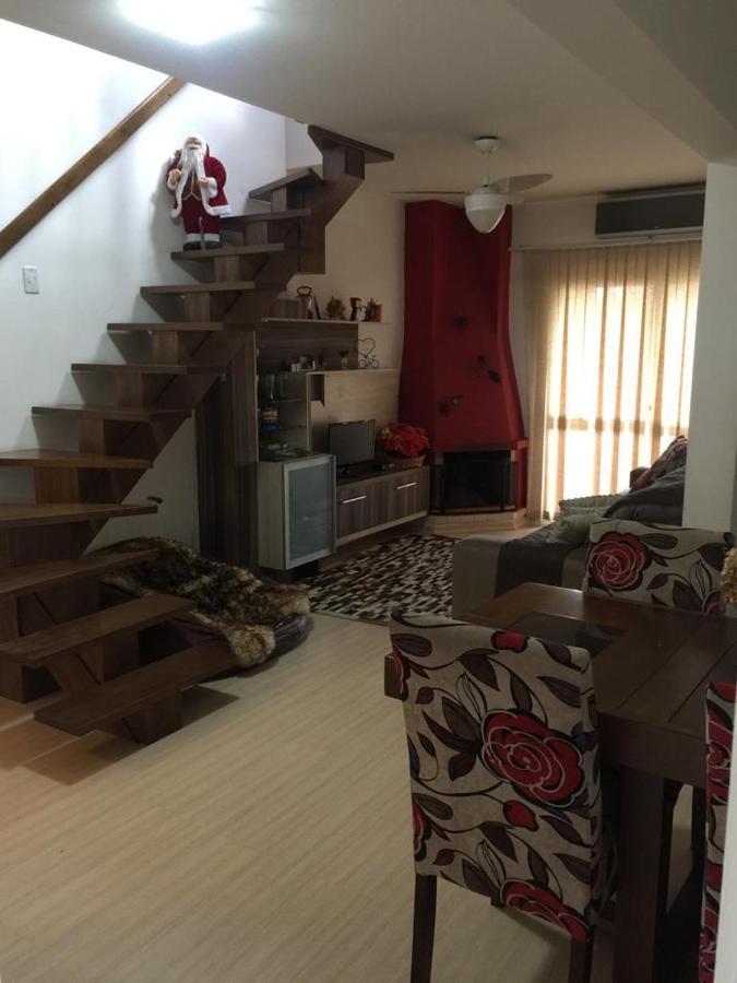 Excelente Apartamento Duplex No Centro De Canela Daire Dış mekan fotoğraf